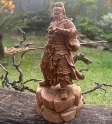 Patung Dewa Kwan Kong Kayu