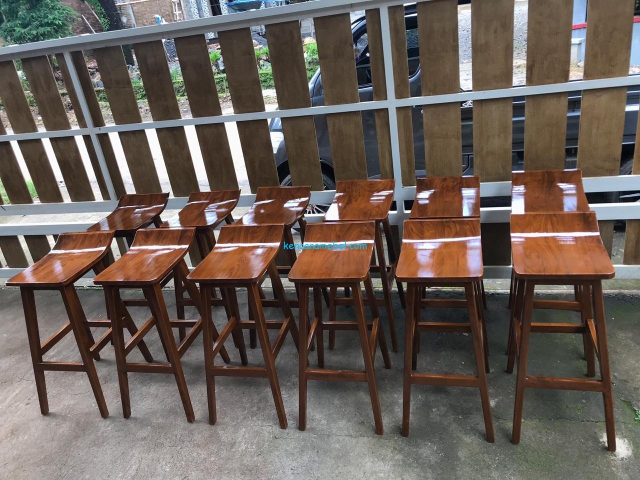 Kursi Bar Minimalis Jepara,kursi bar,kursi bar kayu,kursi bar minimalis,kursi bar stool,gambar kursi bar,set kursi cafe,kursi tiffany, set meja kursi cafe,jual kursi set cafe,harga set kursi cafe,kursi cafe,kursi cafe kayu,furniture kursi cafe,gambar kursi cafe,kursi meja cafe,kursi makan, meja kursi makan,meja makan,set kursi makan,meja makan minimalis,meja kursi makan terbaru,mebel jepara,furniture jepara,kursi cafe minimalis,
