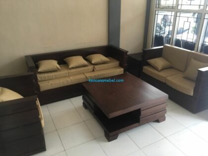 Set Kursi Tamu Jati Minimalis