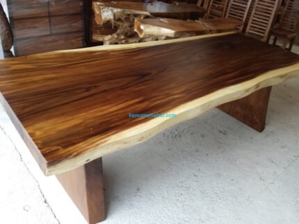 Meja Kayu Trembesi Solid