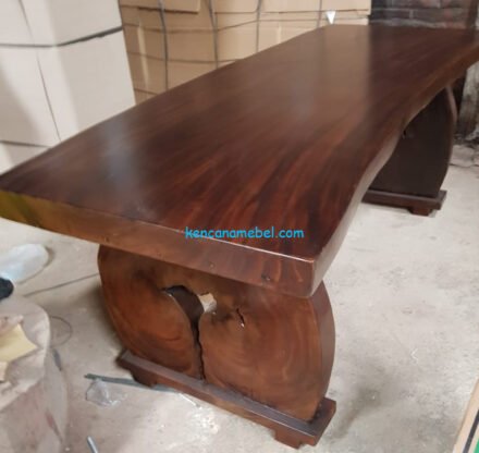Jual Meja Makan Trembesi Solid