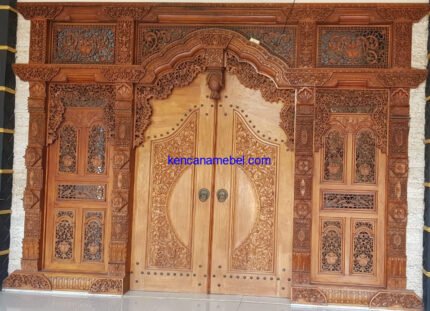 Gebyok Pintu Jati Mewah