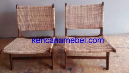 Kursi Makan Cafe Rotan Terbaru