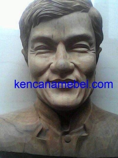 Patung Kayu Mahoni TPK