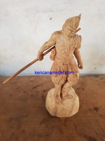 Patung Kayu Kera Sakti